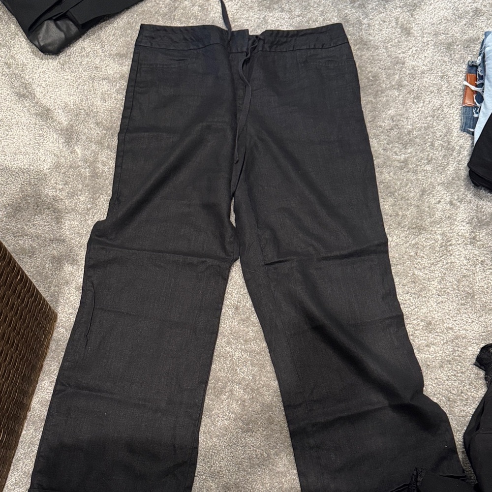 Madison Studio Women's Black Straight Leg Pants